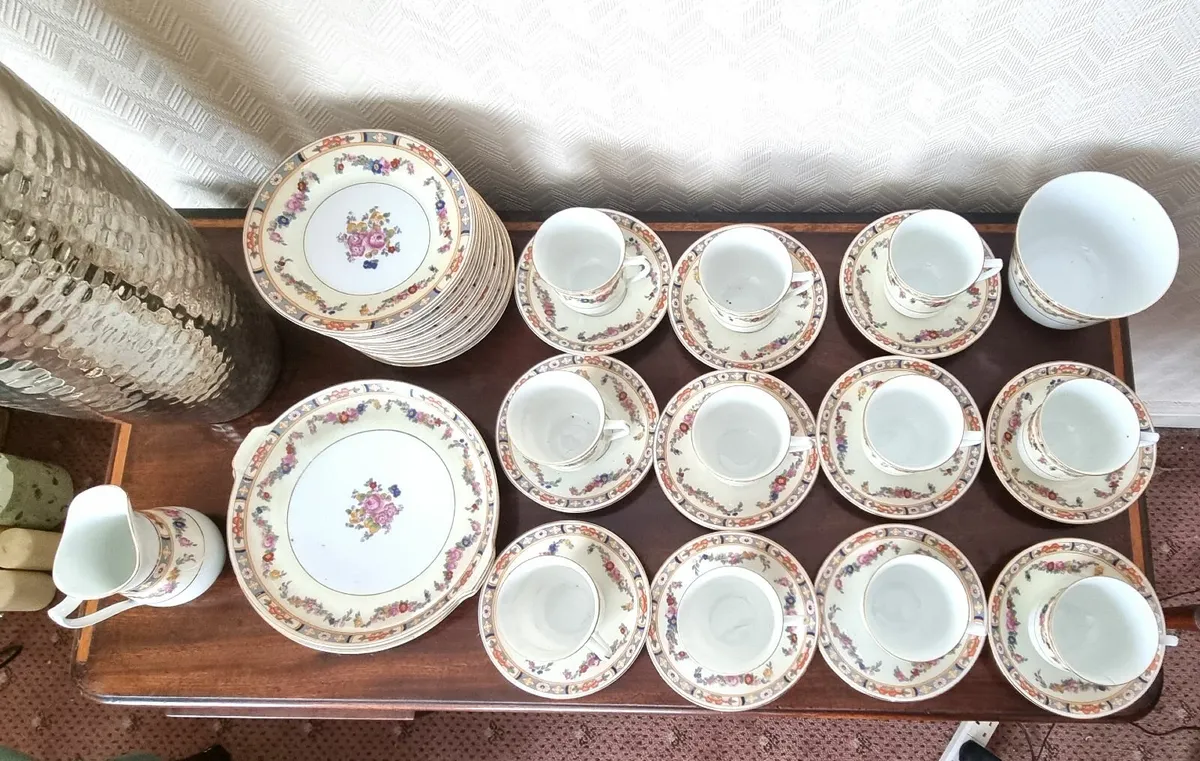 Minton Rose China Set - Image 2