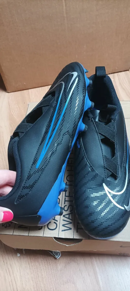 Football Boots - Image 3