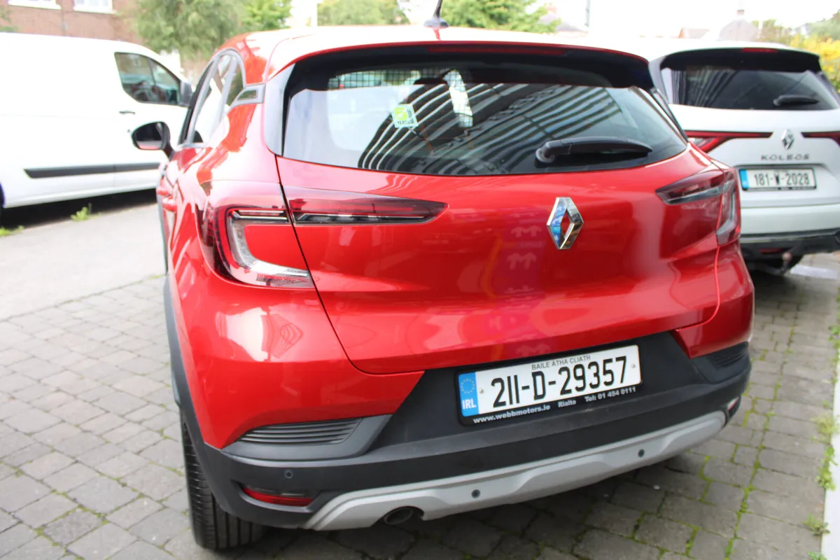 Renault Captur 1.5 VAN 2021 - Image 3