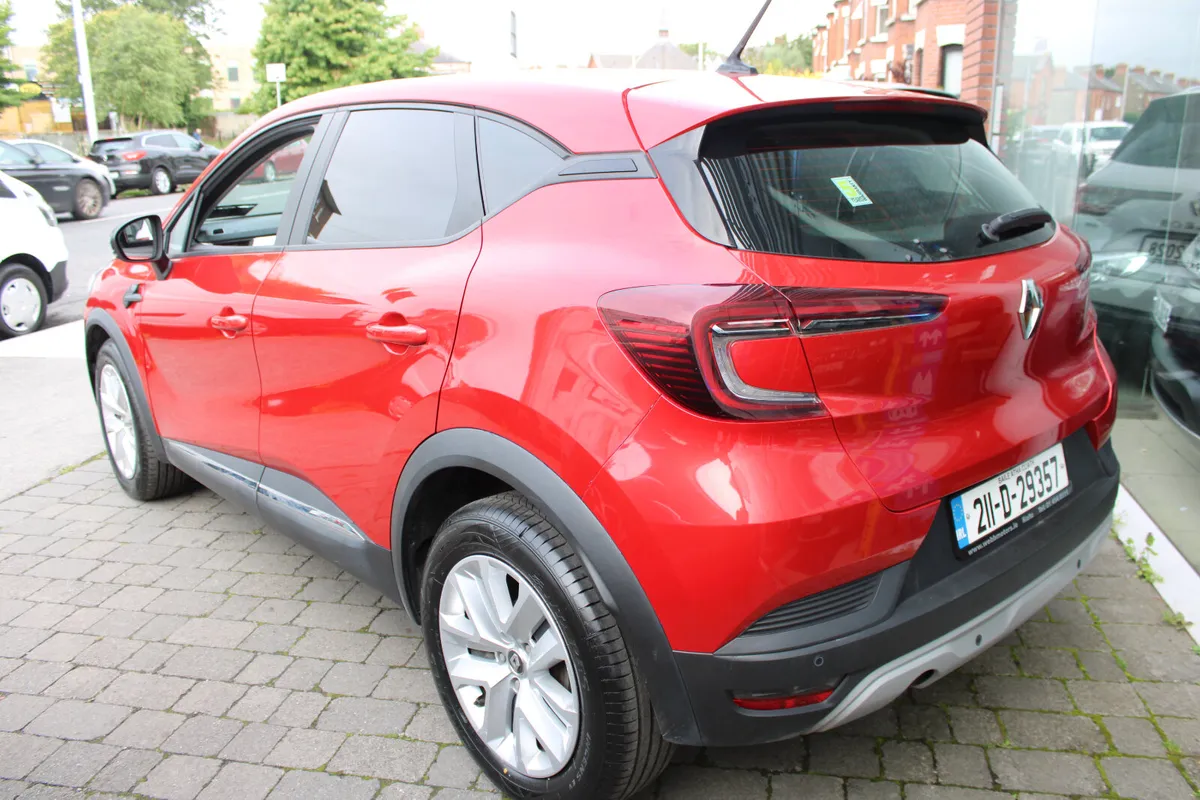 Renault Captur 1.5 VAN 2021 - Image 4