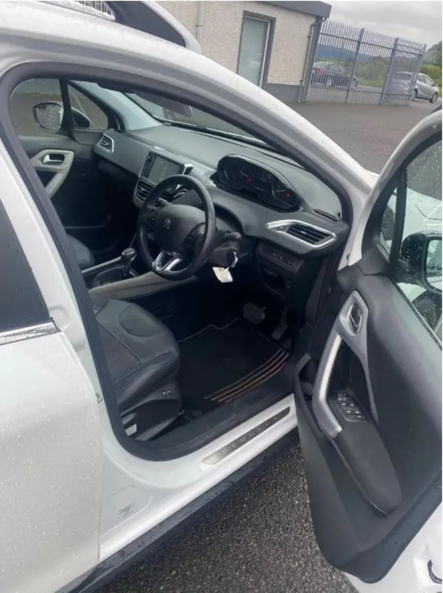 Peugeot 3008 2016 - Image 2
