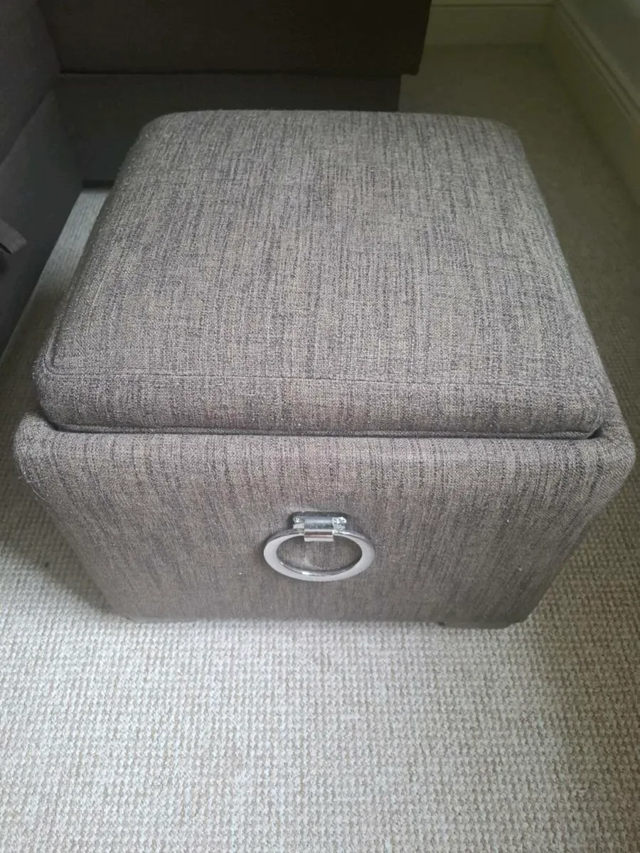 Tray top footstool - Image 1