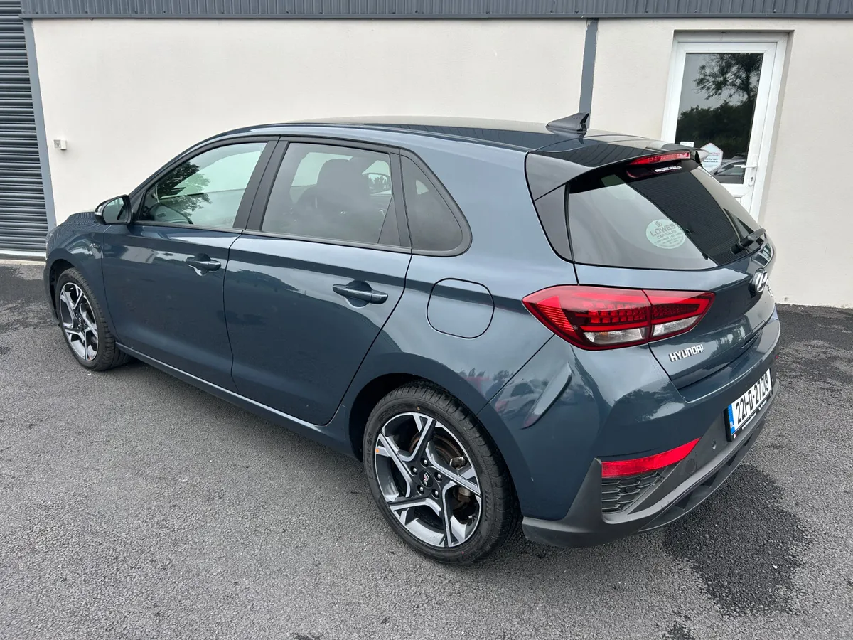 221 Hyundai i30 Deluxe N-Line Petrol - Image 3