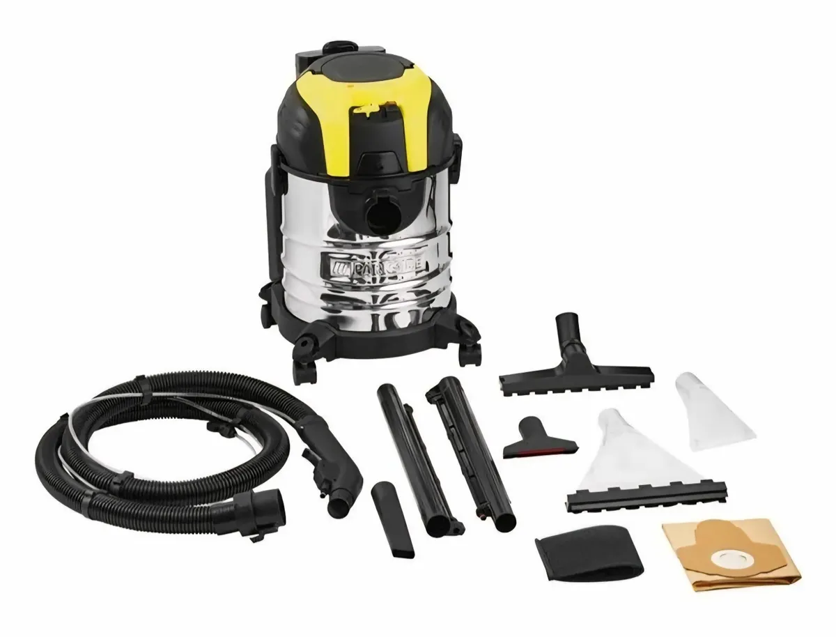 Carpet cleaner - like new €180 - Image 1