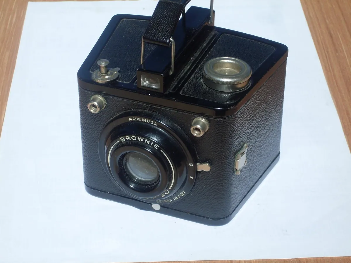 Kodak Six-20 Camera - Image 2