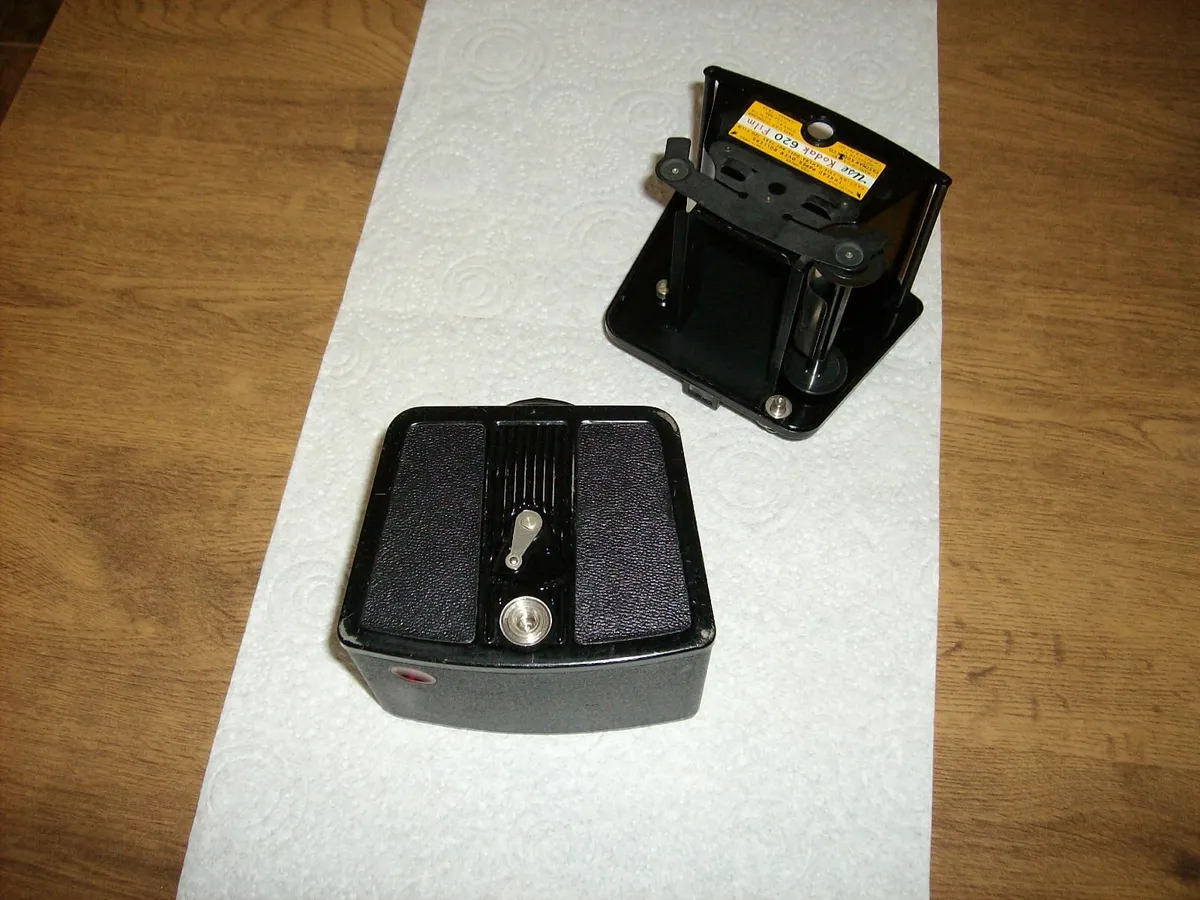 Kodak Six-20 Camera - Image 3