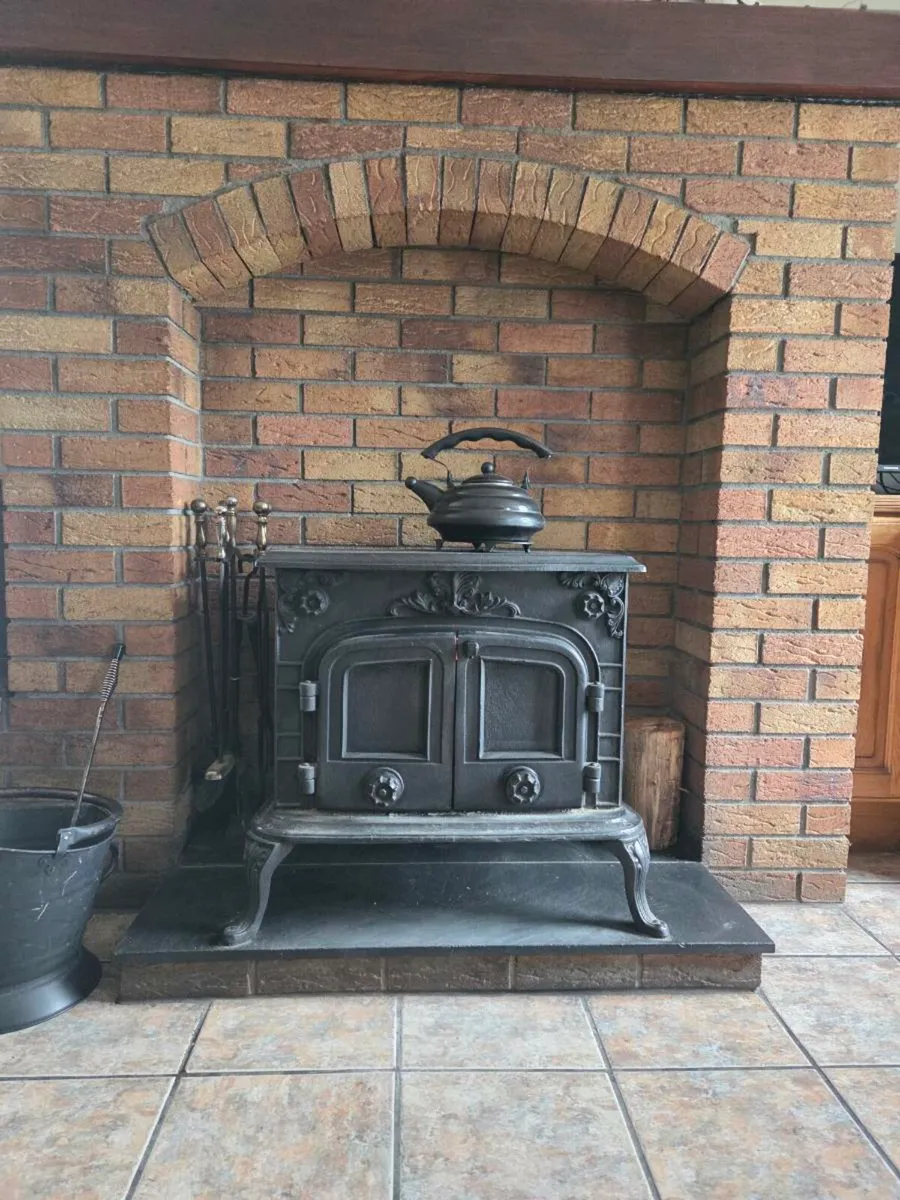 Stove - Image 1