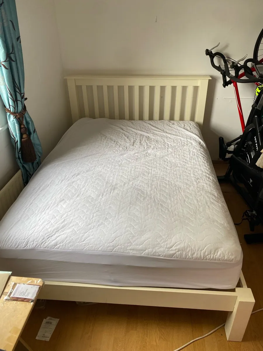 Timber Frame Bed - Image 1