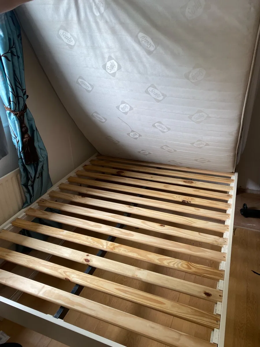 Timber Frame Bed - Image 2