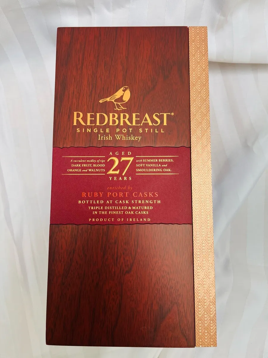 Redbreast 27 whiskey case - Image 1