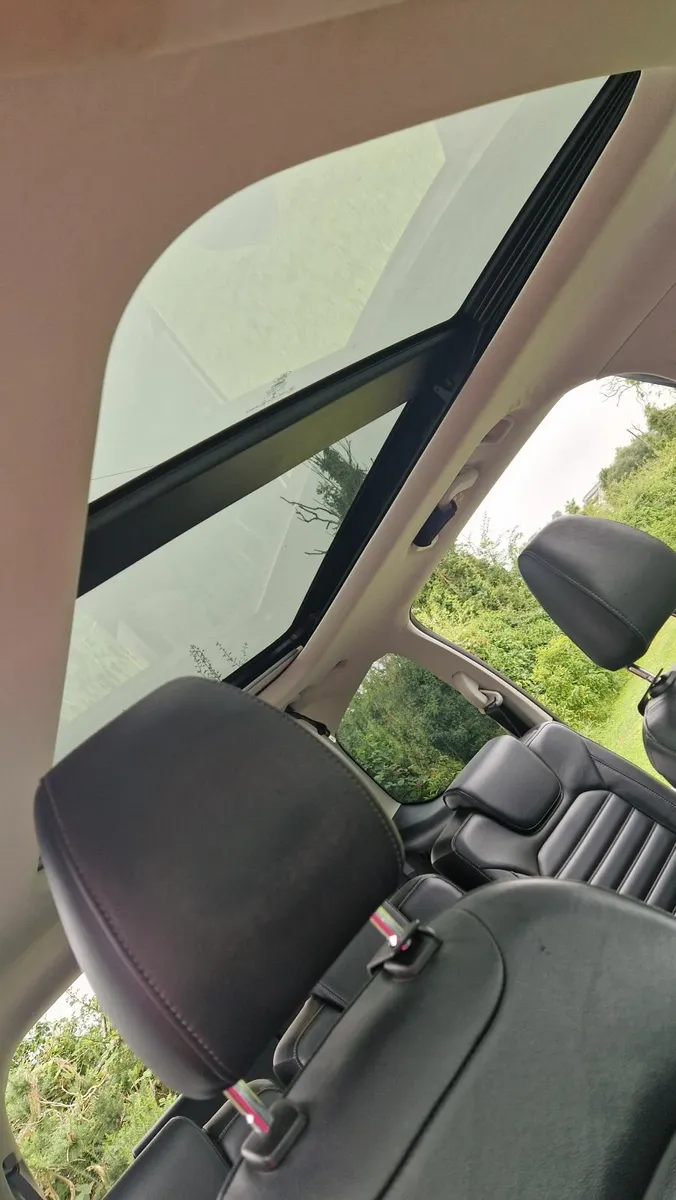 Ford Galaxy 2017 - Image 4