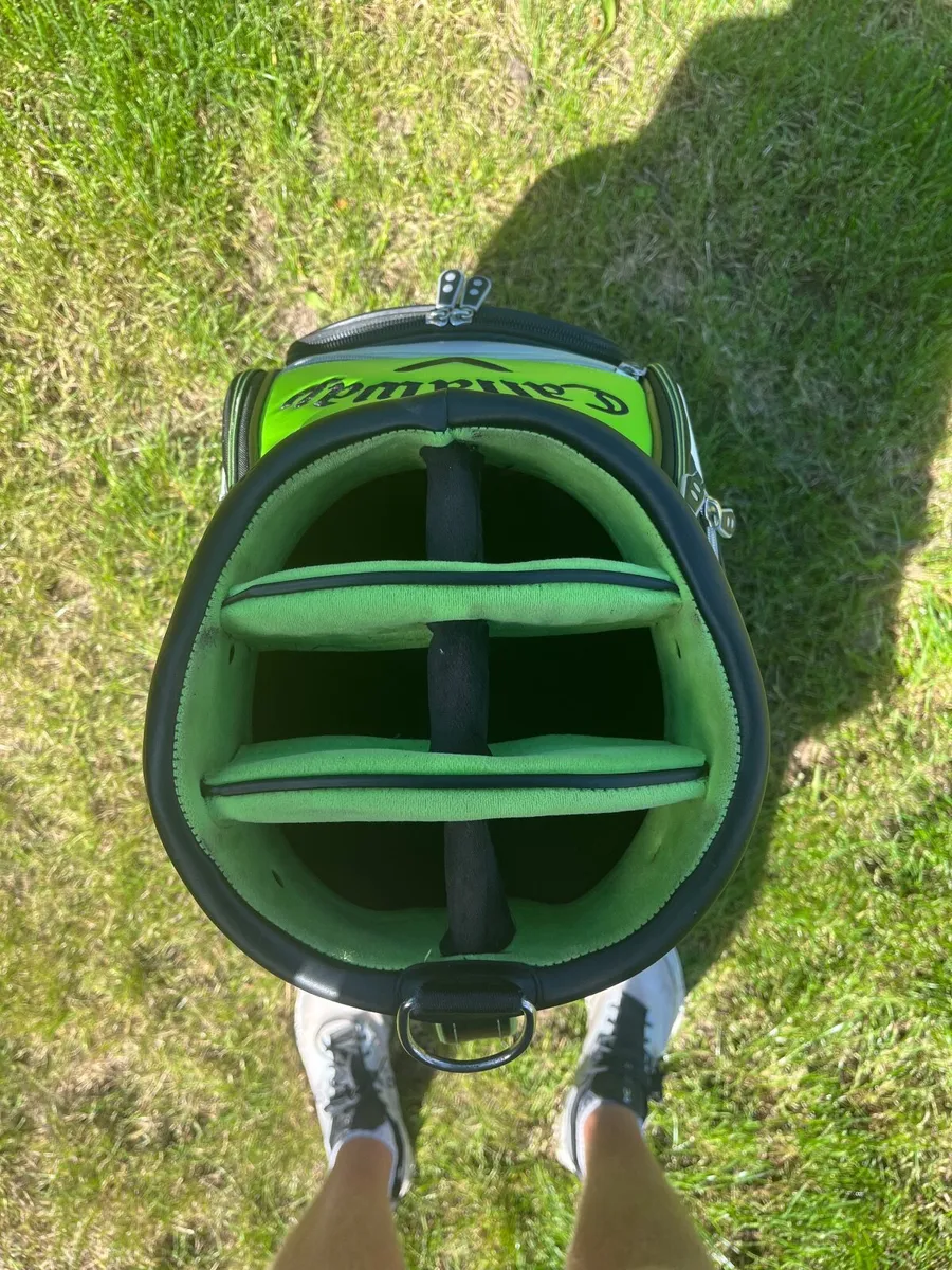 Callaway tour golf bag. - Image 4