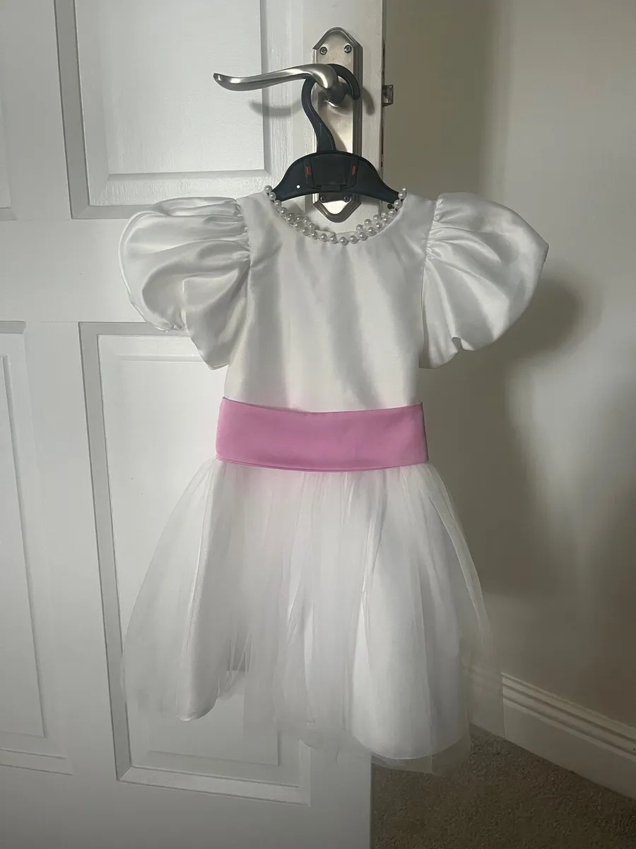 Flower girl dresses - Image 1