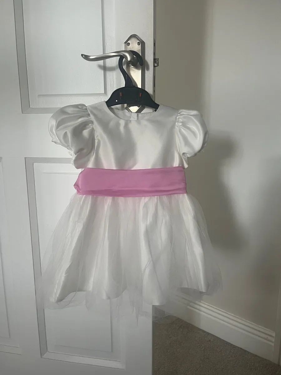 Flower girl dresses - Image 3