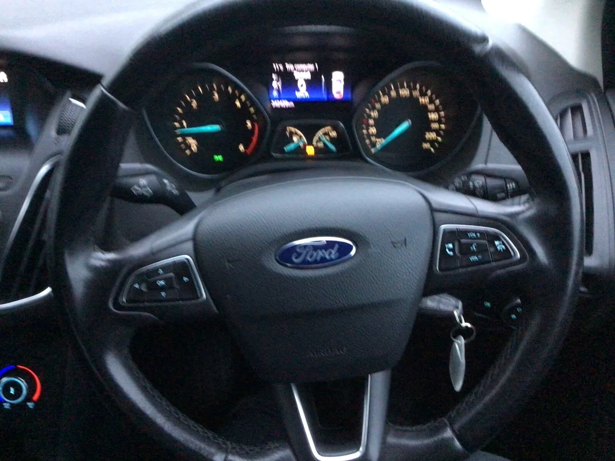 Ford Focus - Image 3