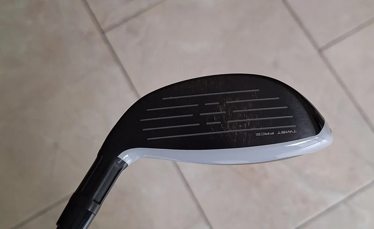 Taylormade Sim2 Max 4 Hybrid - Image 2