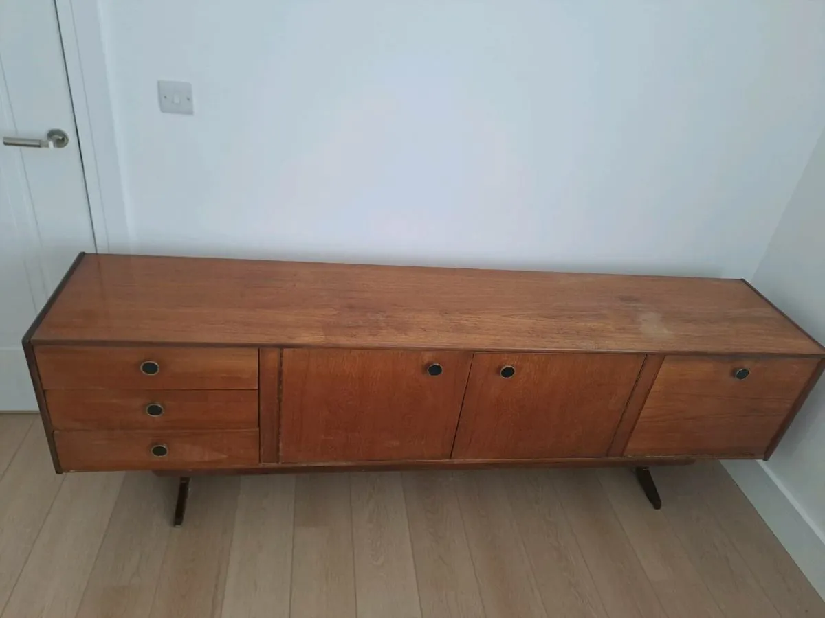 Sideboard - Image 4