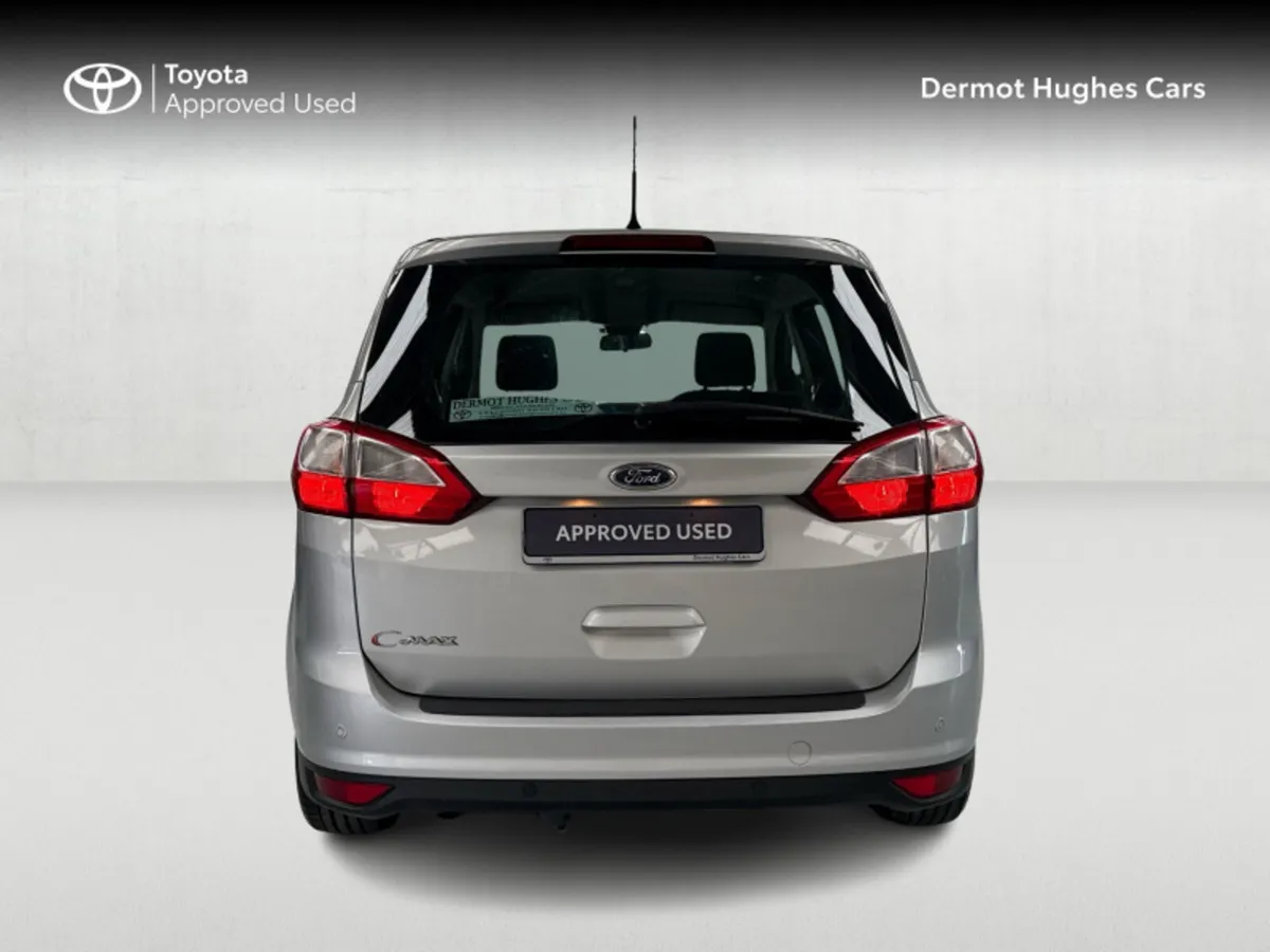 Ford Grand C-Max 1.5 TDCI ZETEC 120 120PS 5DR - Image 4