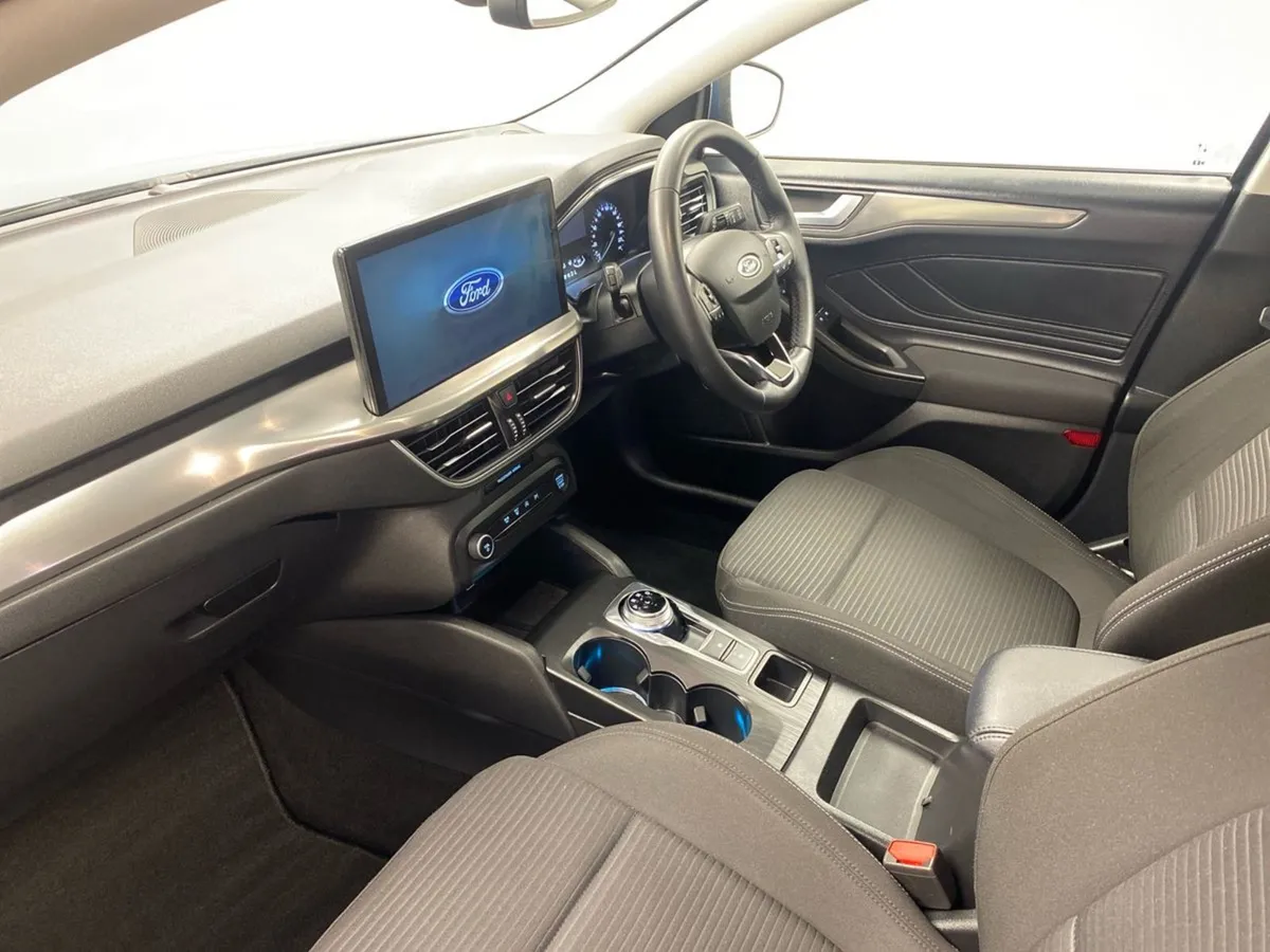 Ford Focus 1.5l Ecoblue 120PS Titanium Auto - Image 3