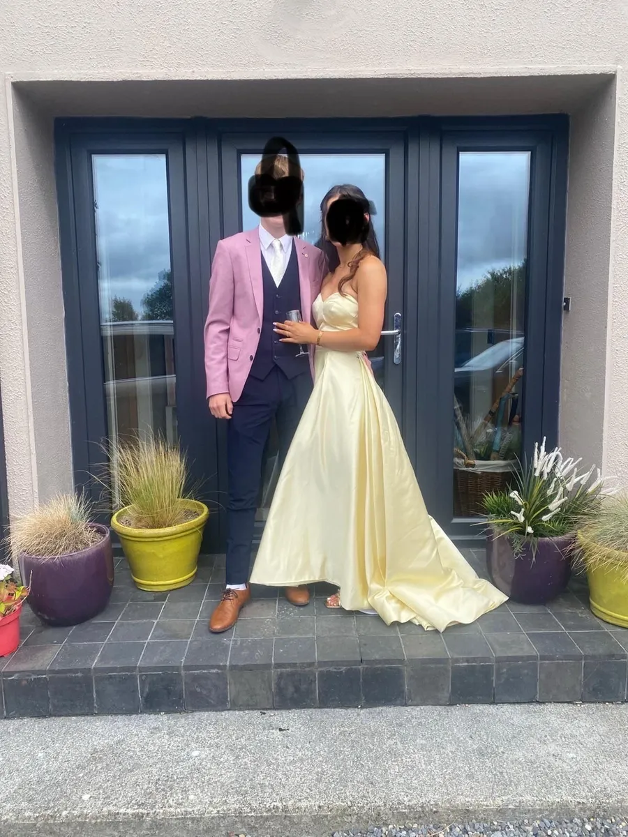 Debs dress - Image 1