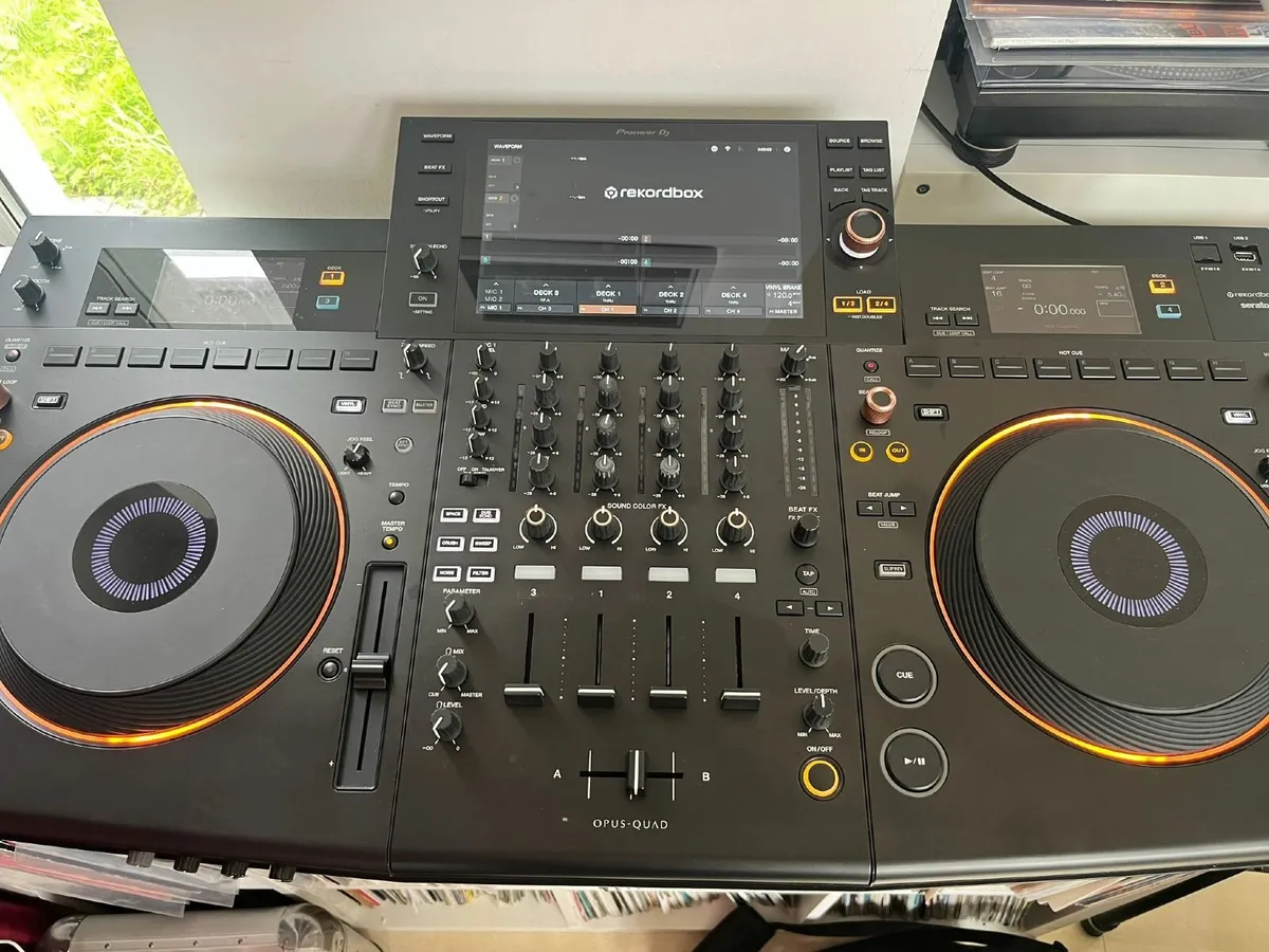 Pioneer Opus Quad - Image 1