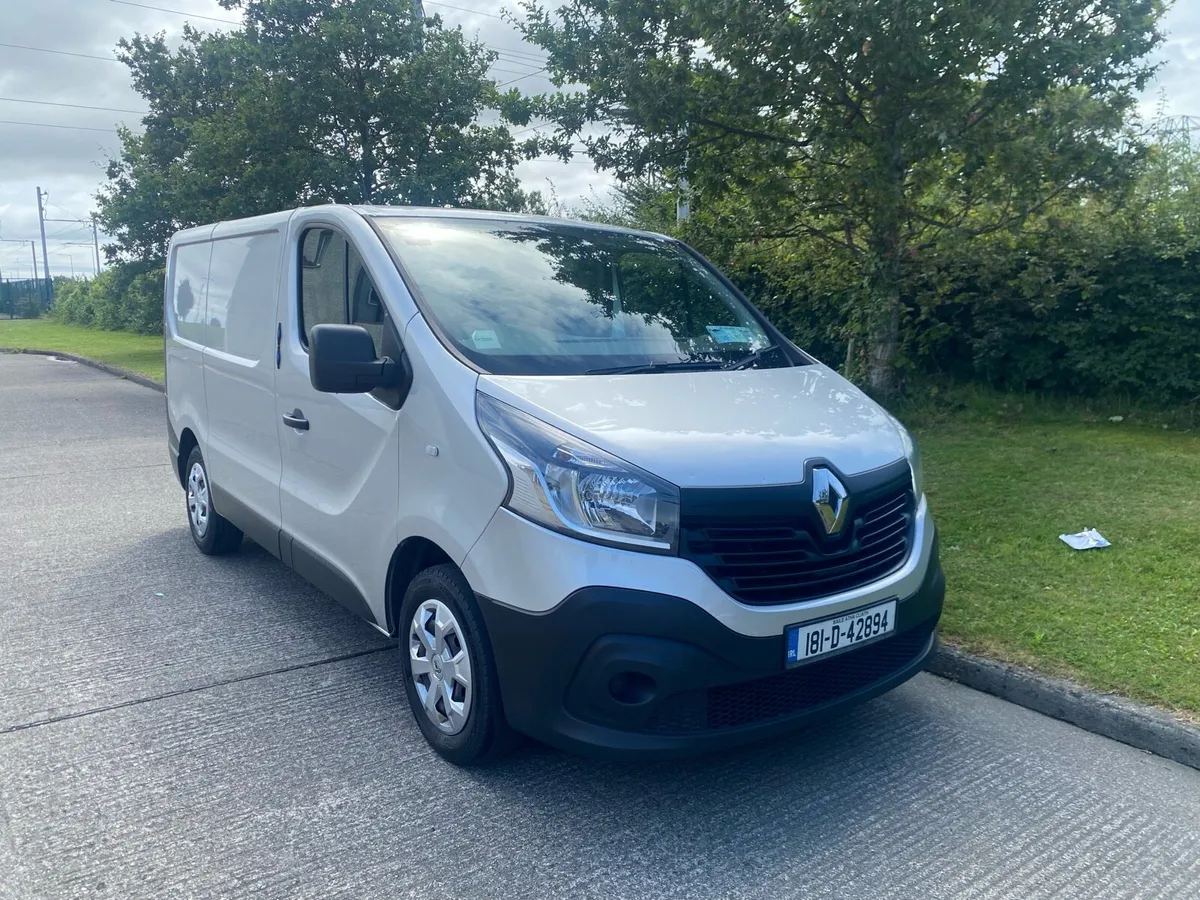 Renault Trafic 2018 fresh cvrt FSH - Image 1