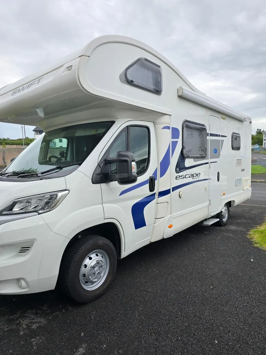 2016 swift escape 696 - Image 4