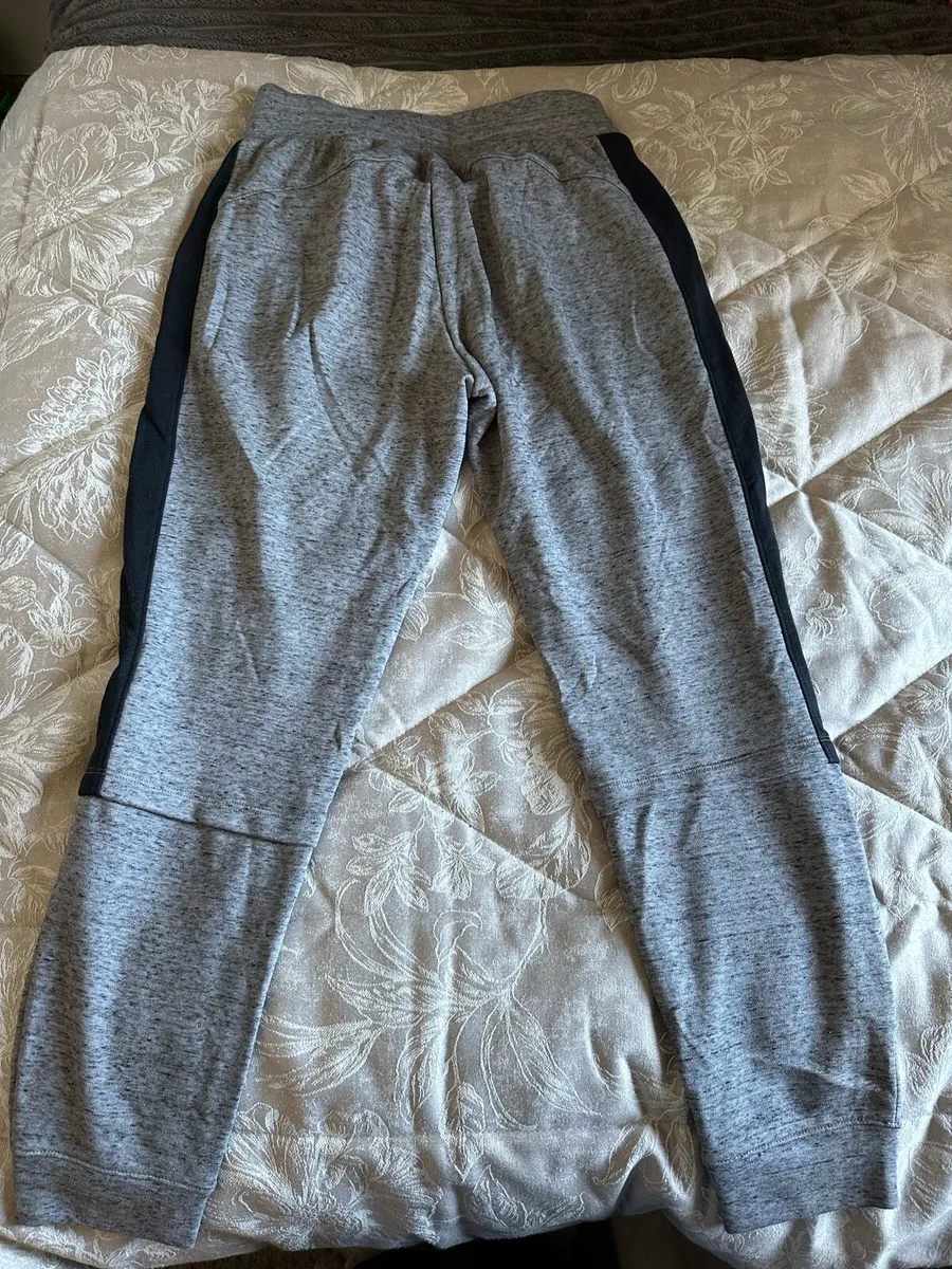 Under armour joggers - Image 2