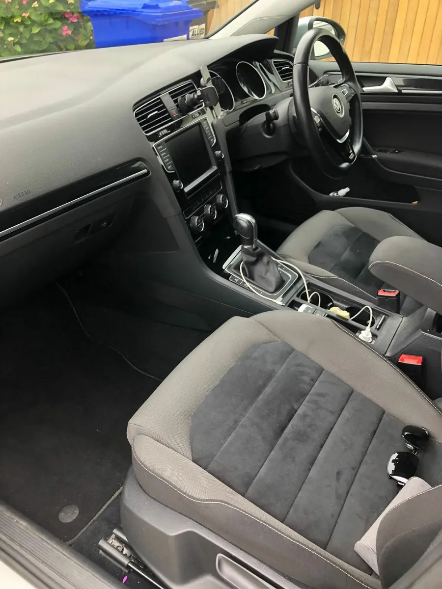 Volkswagen Golf 1.4 PETROL 2016 - Image 3