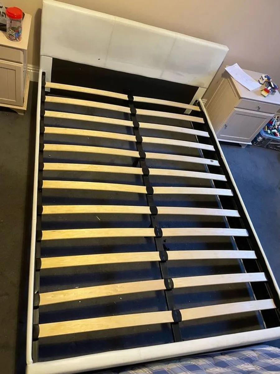 double bed - Image 3