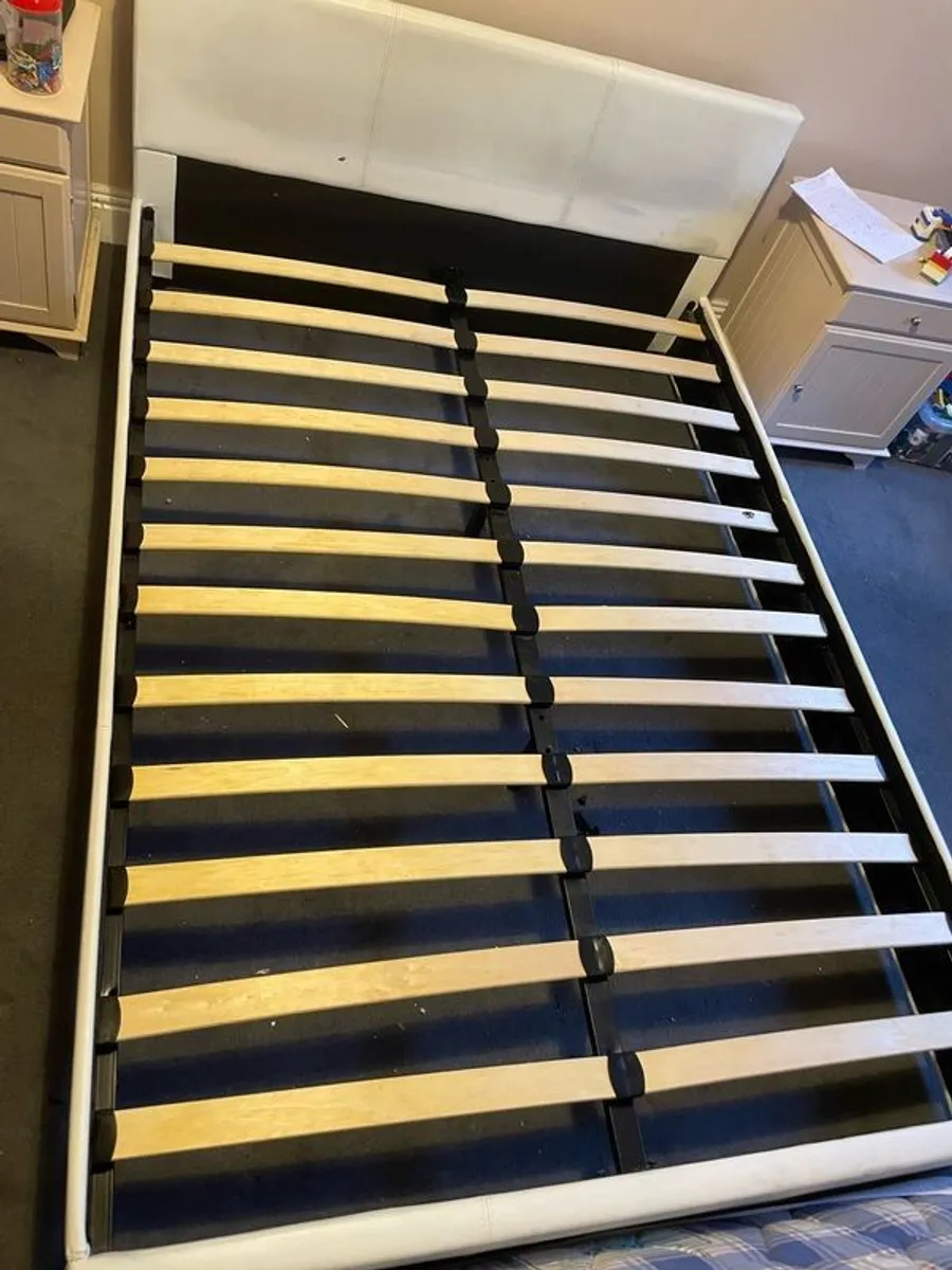 double bed - Image 4