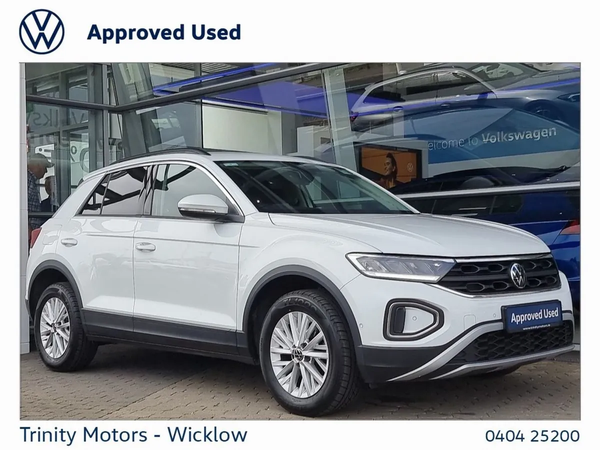 Volkswagen T-Roc Life 1.0 TSI 110BHP Stunning SUV - Image 1