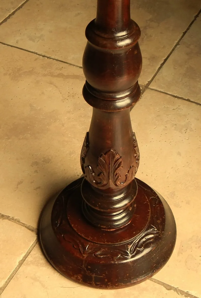 Vintage Oak Hand Carved Pillar Stand - Image 3