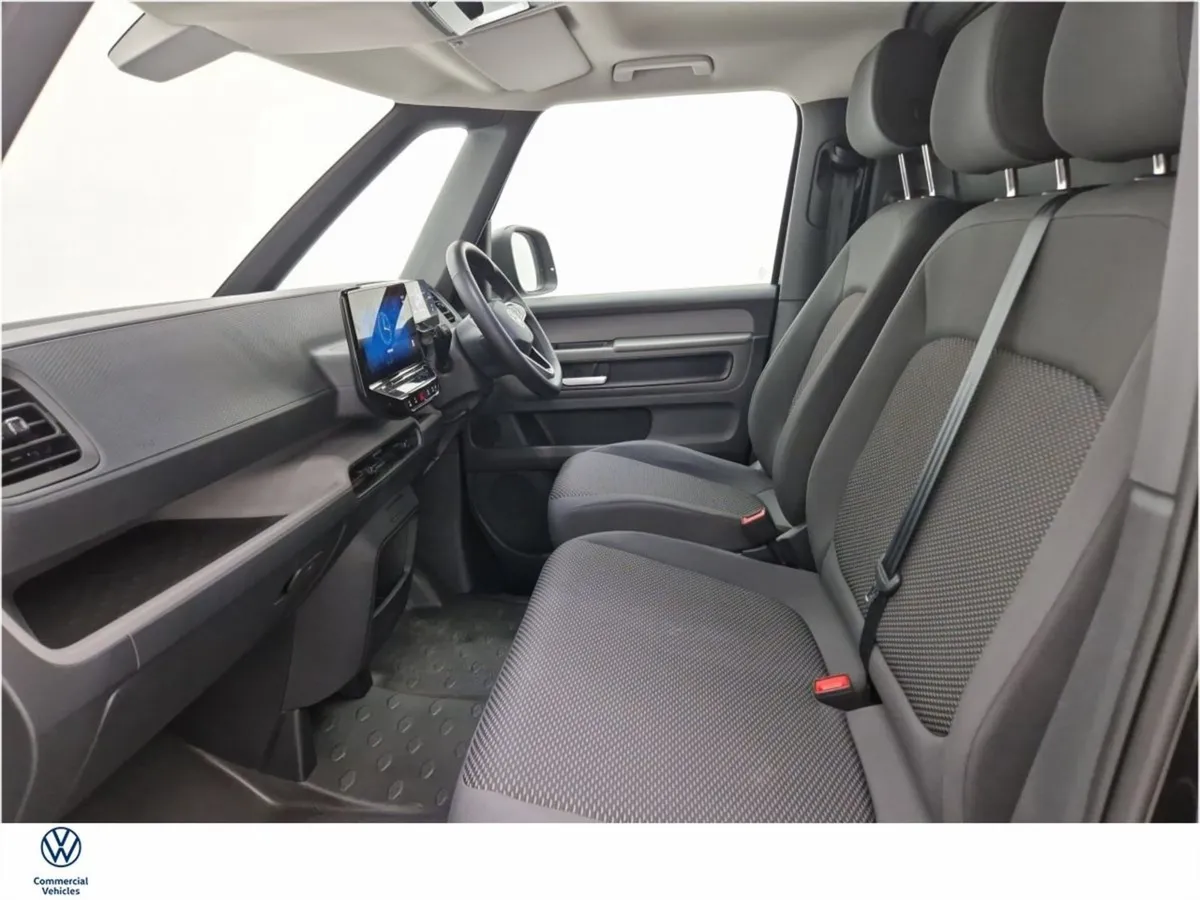 Volkswagen ID. Buzz Cargo Business 77kwh 204HP - Image 4