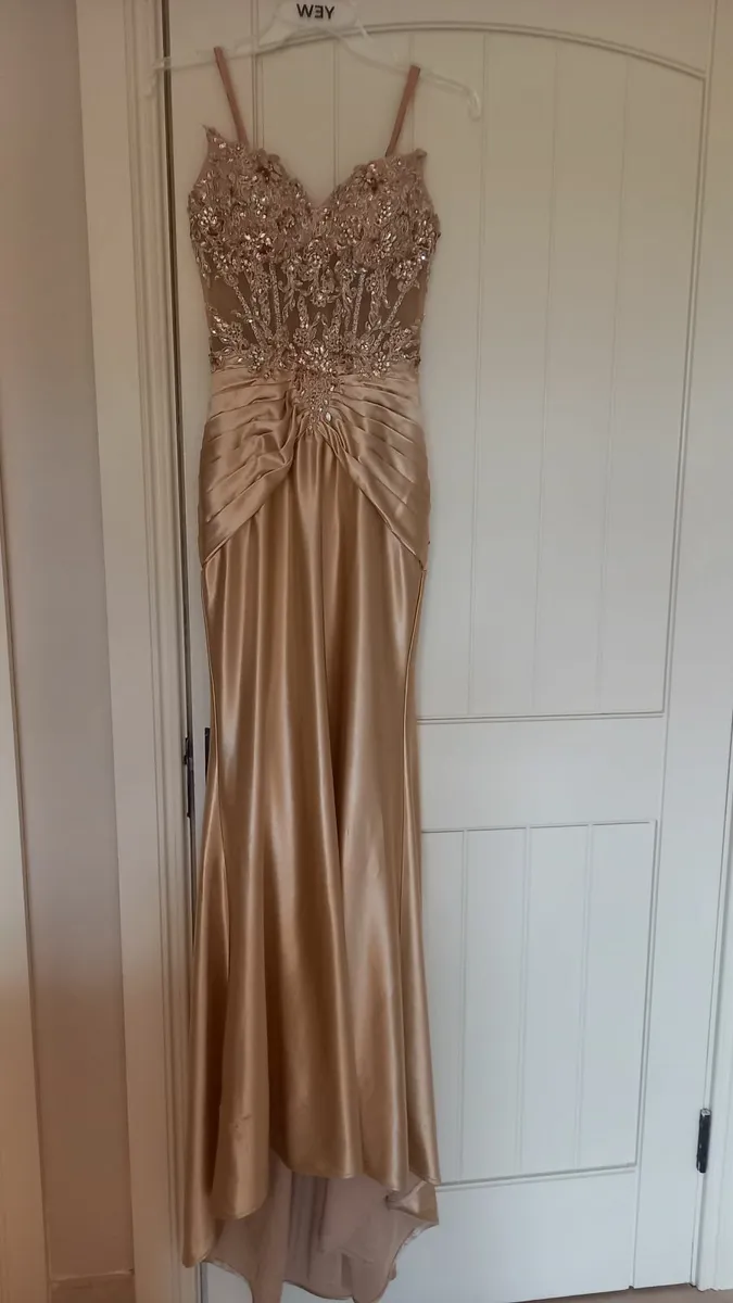 Dress Debs, Ballgown - Image 3