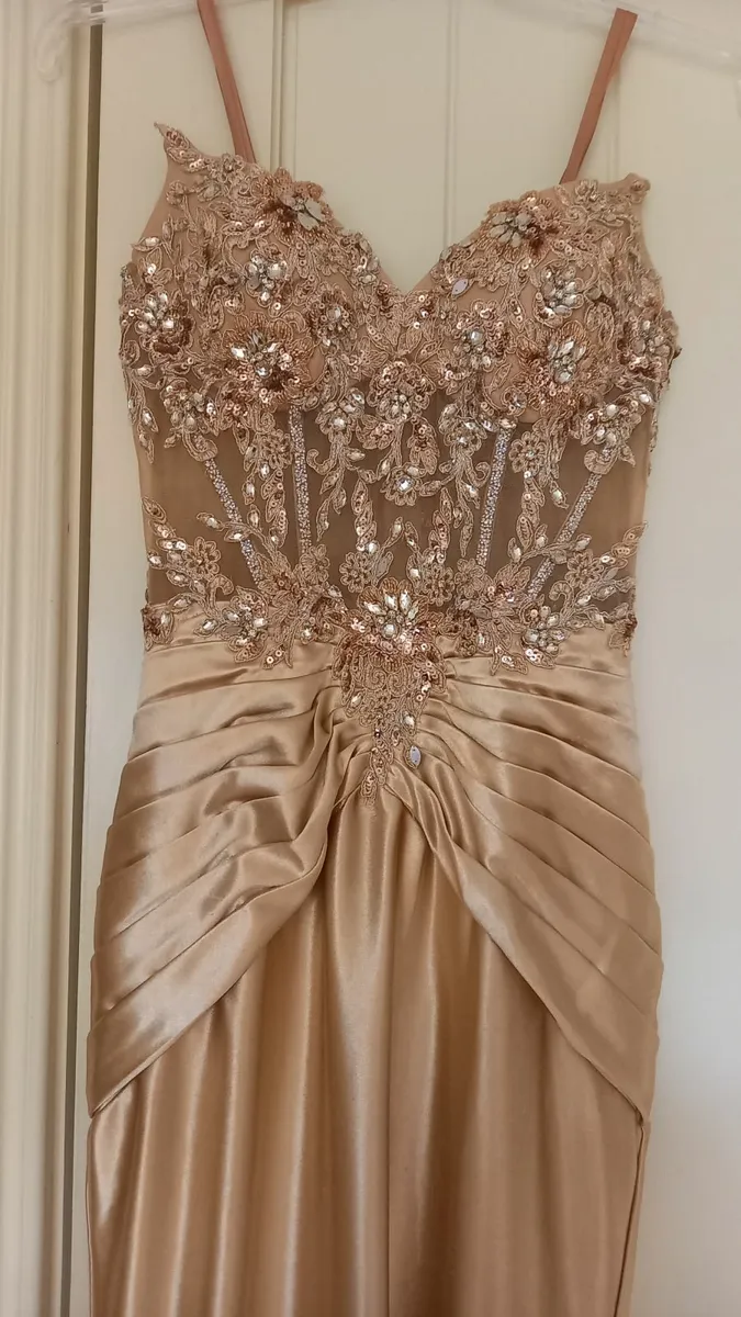 Dress Debs, Ballgown - Image 4