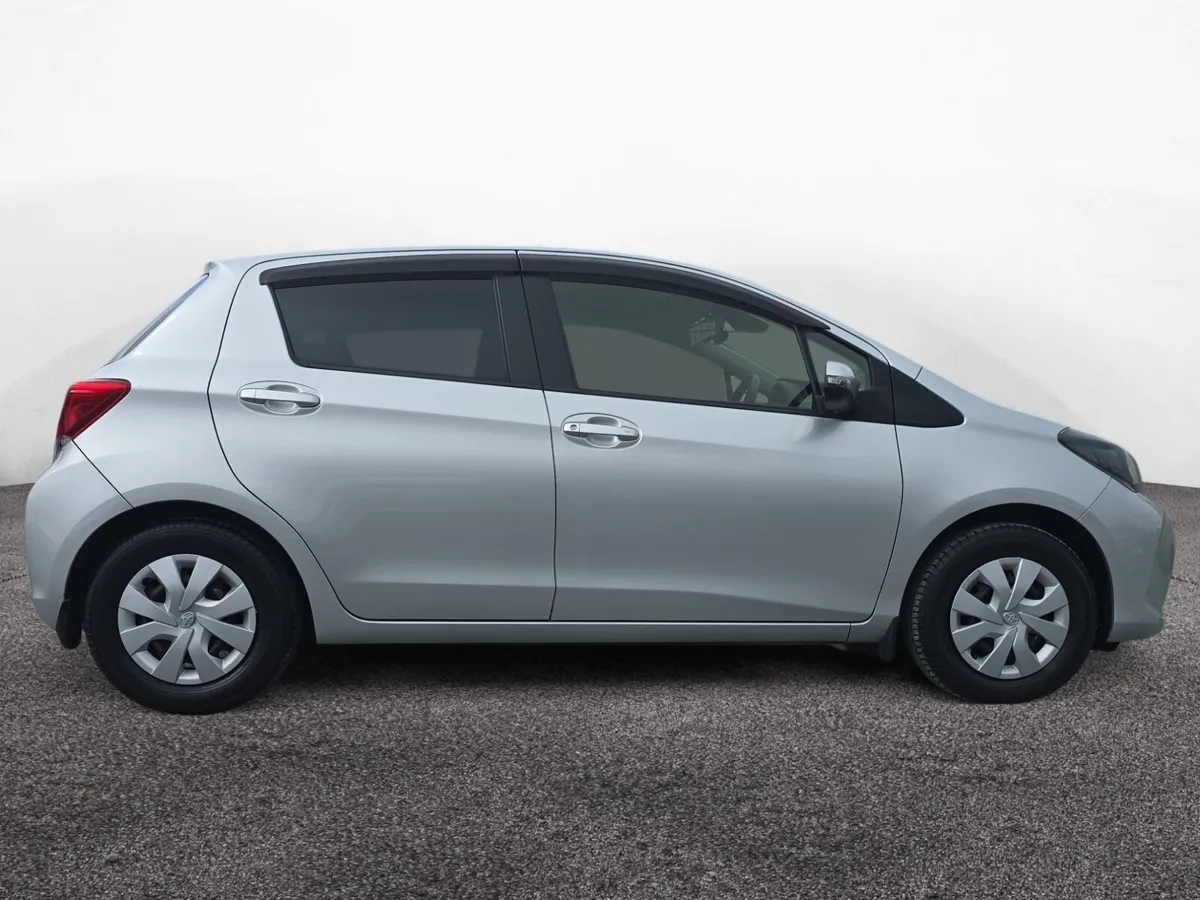 Toyota Vitz Automatic Very Low Millage - Image 4