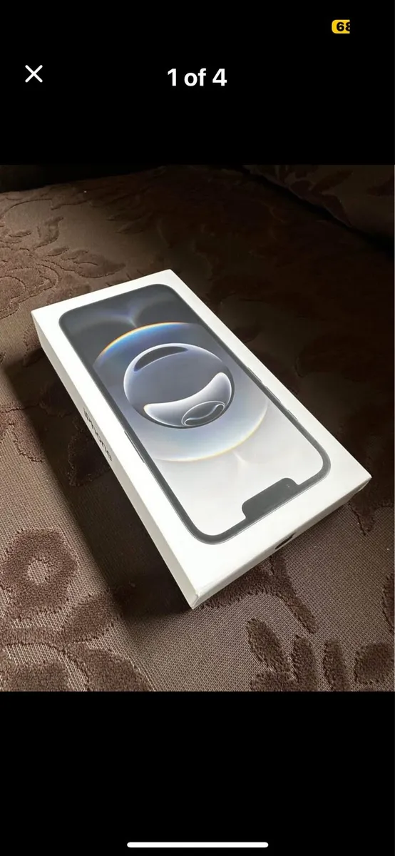 iPhone 16e - Image 1