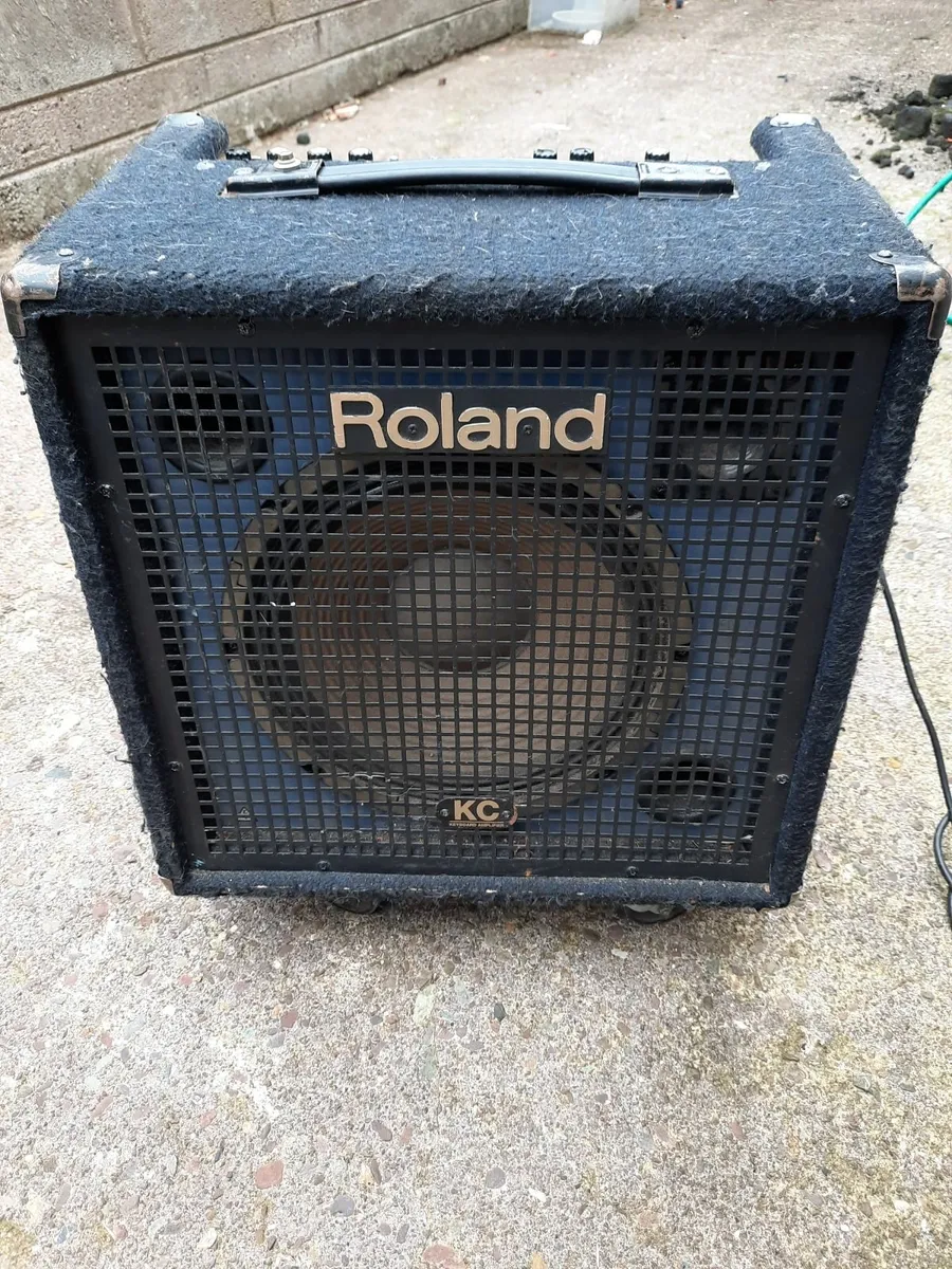 Roland  keyboard/ guitar  amplifier - Image 4