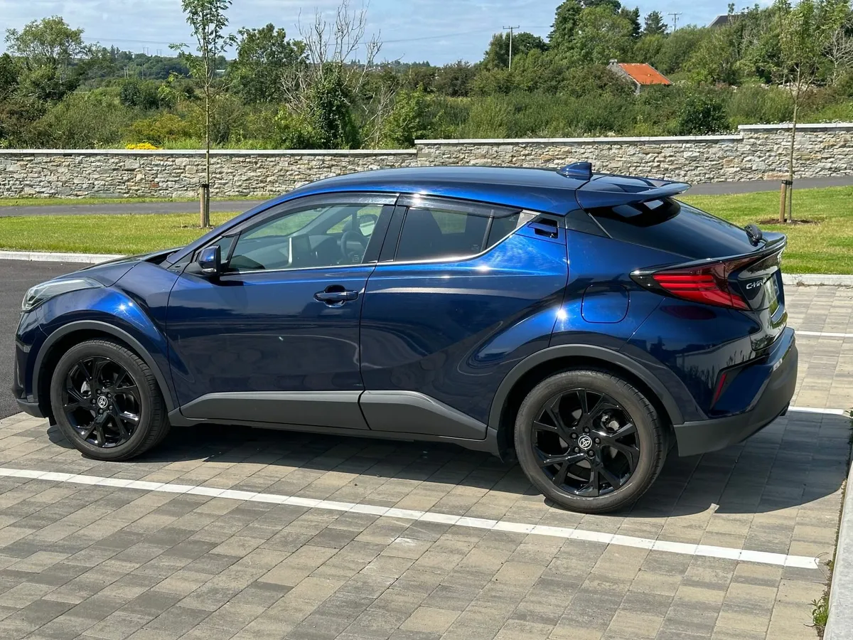 Toyota C-HR Dec-2020 1.8 HYBRID - SOL (G-Nero) - Image 4
