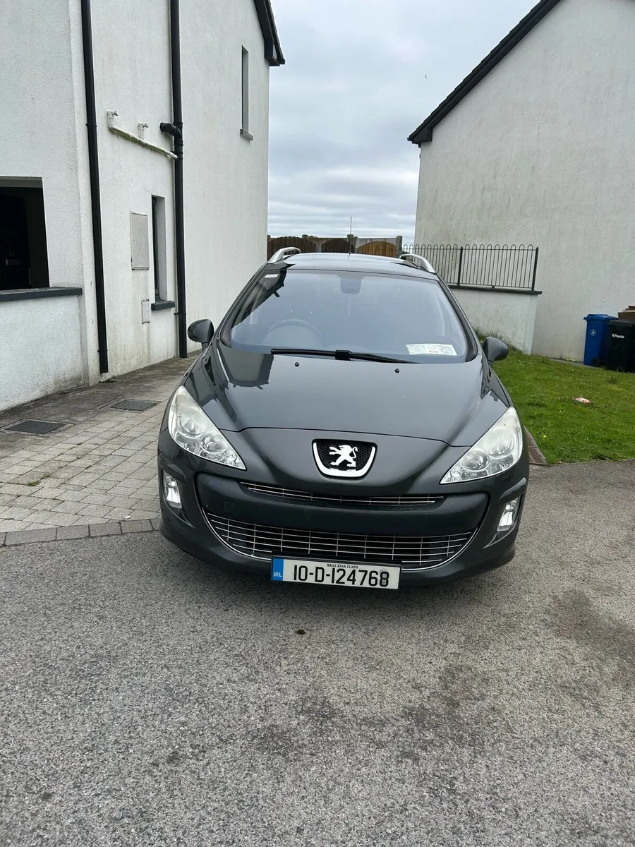 Peugeot 308 - Image 1