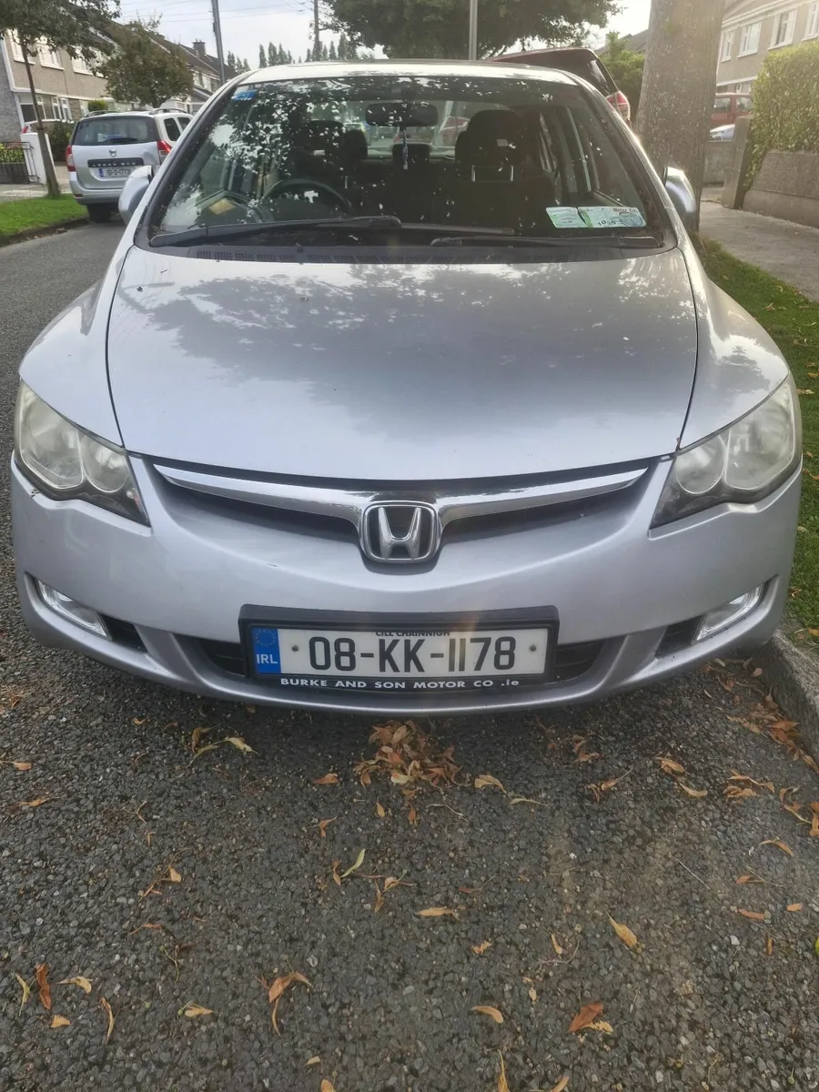 Honda Civic 2008 1.8l SES - Image 2