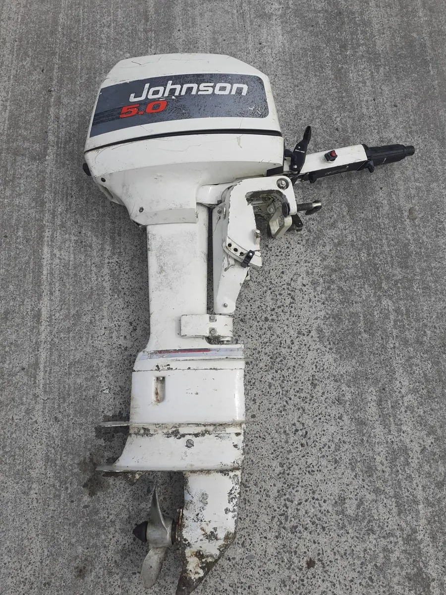 Johnson 5.0hp boat engine - Image 1