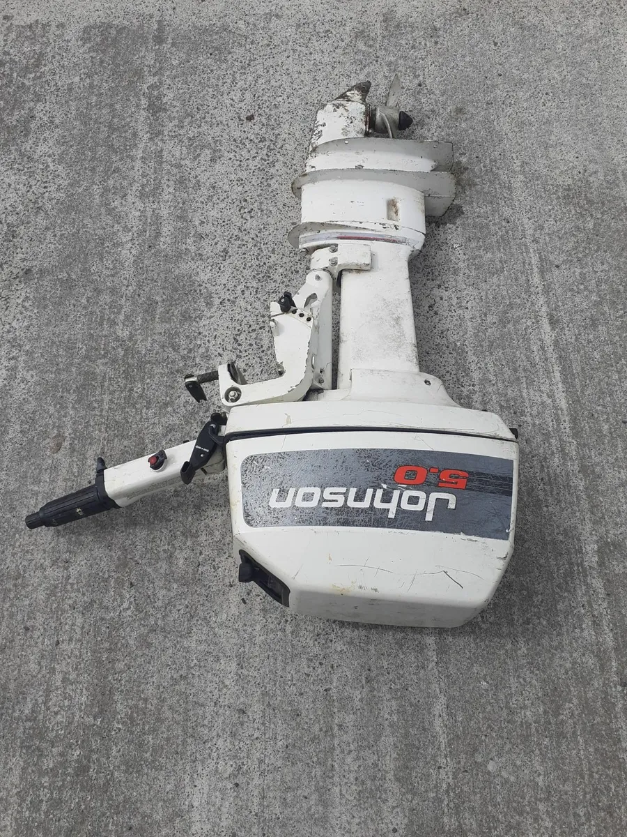 Johnson 5.0hp boat engine - Image 2