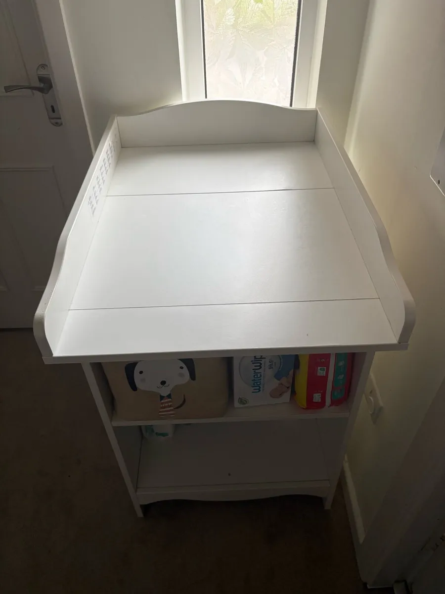 Diaper Table - Image 2