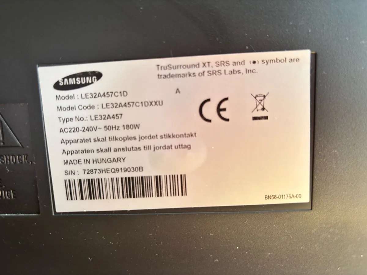 Samsung 32” TV - Image 2