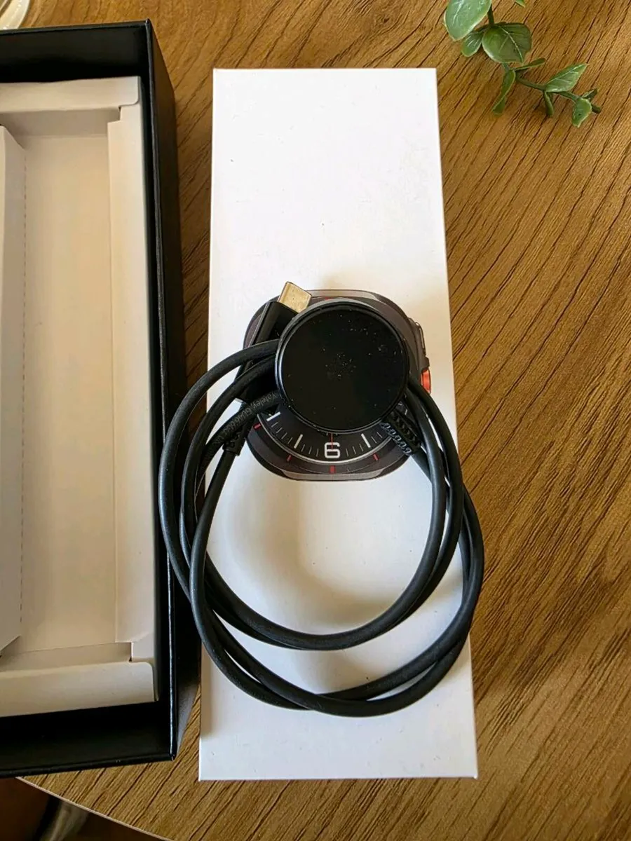 Samsung Galaxy Ultra Watch - Image 4