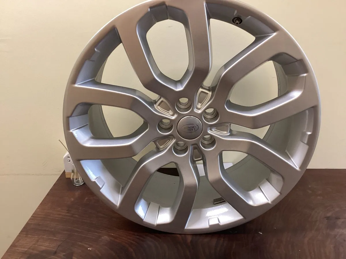 Alloy wheels - Image 1