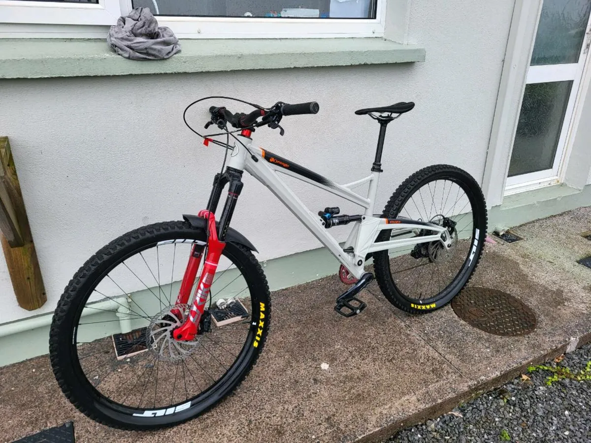 Orange stage 6 twin suspension mountain bike - Image 1