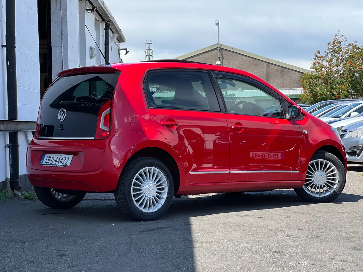 VOLKSWAGEN UP AUTOMATIC PANORAMIC ROOF WOW! - Image 2